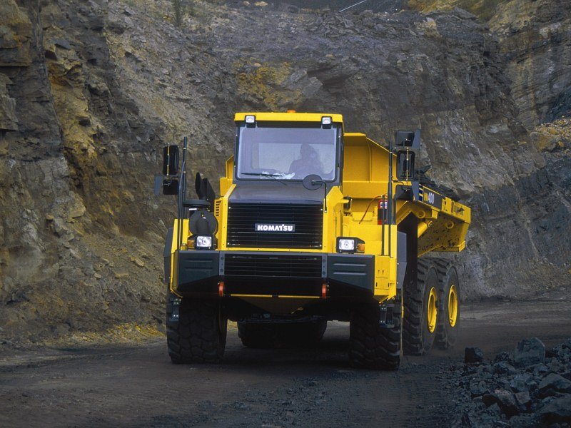 Самосвал Komatsu HM400-3M0