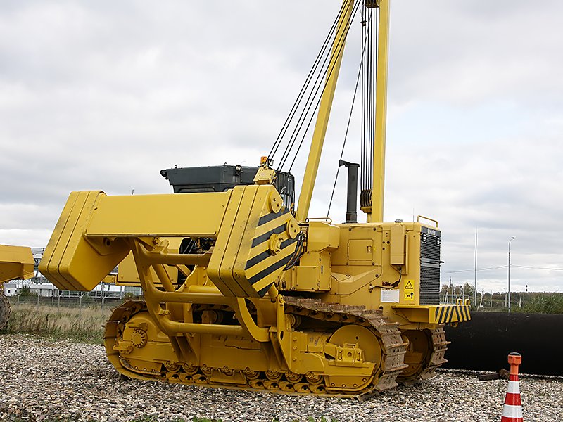 Трубоукладчик Komatsu D155C-1