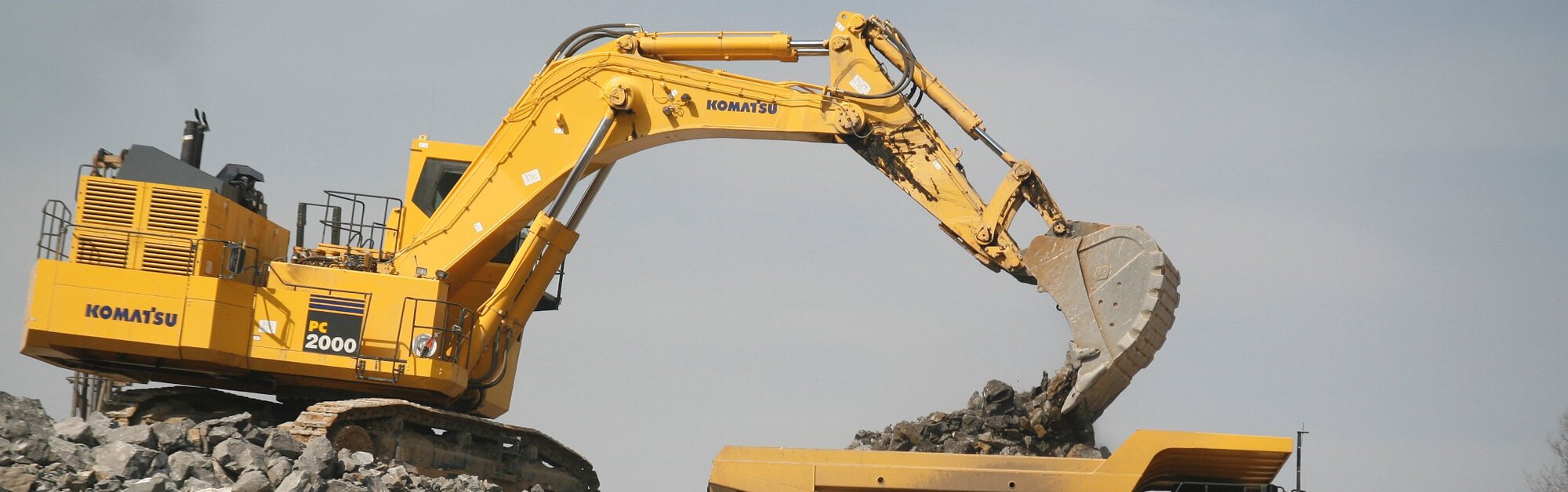 Гусеничный экскаватор Komatsu PC2000-8 (с обратной лопатой)