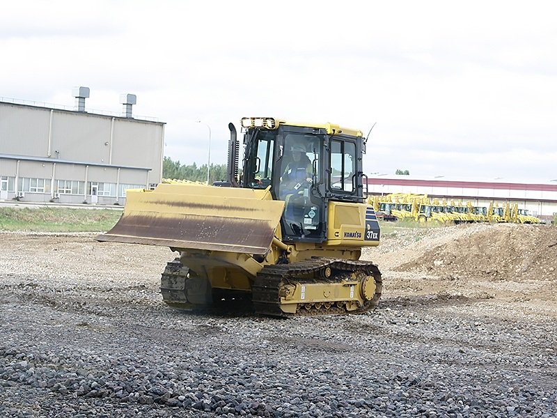 Бульдозер Komatsu D37EX/PX-22