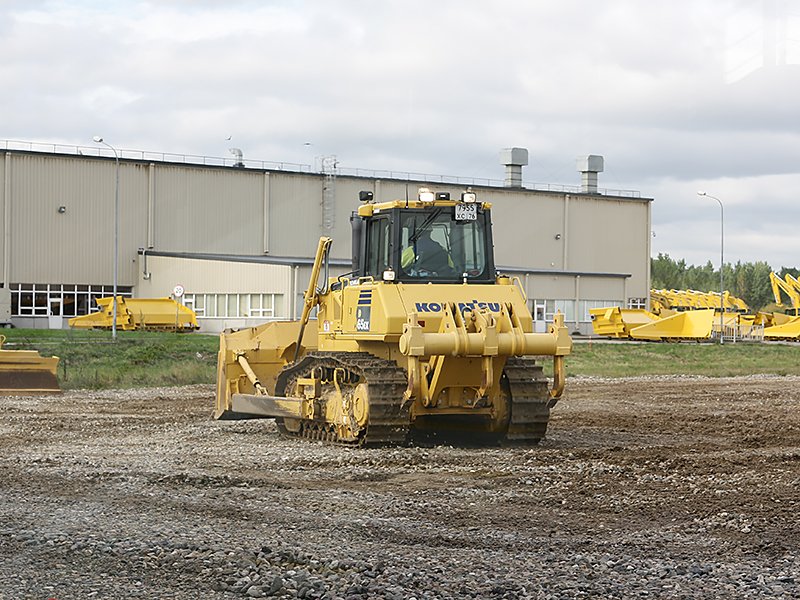 Бульдозер Komatsu D65PX-16