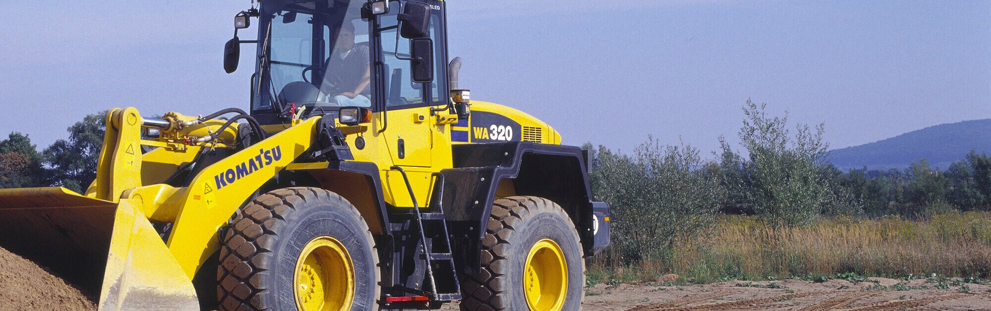 Колесный фронтальный погрузчик Komatsu WA320-6