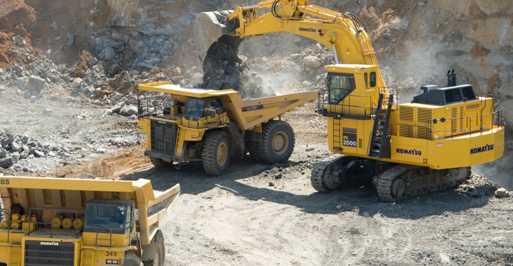 komatsu в карьере