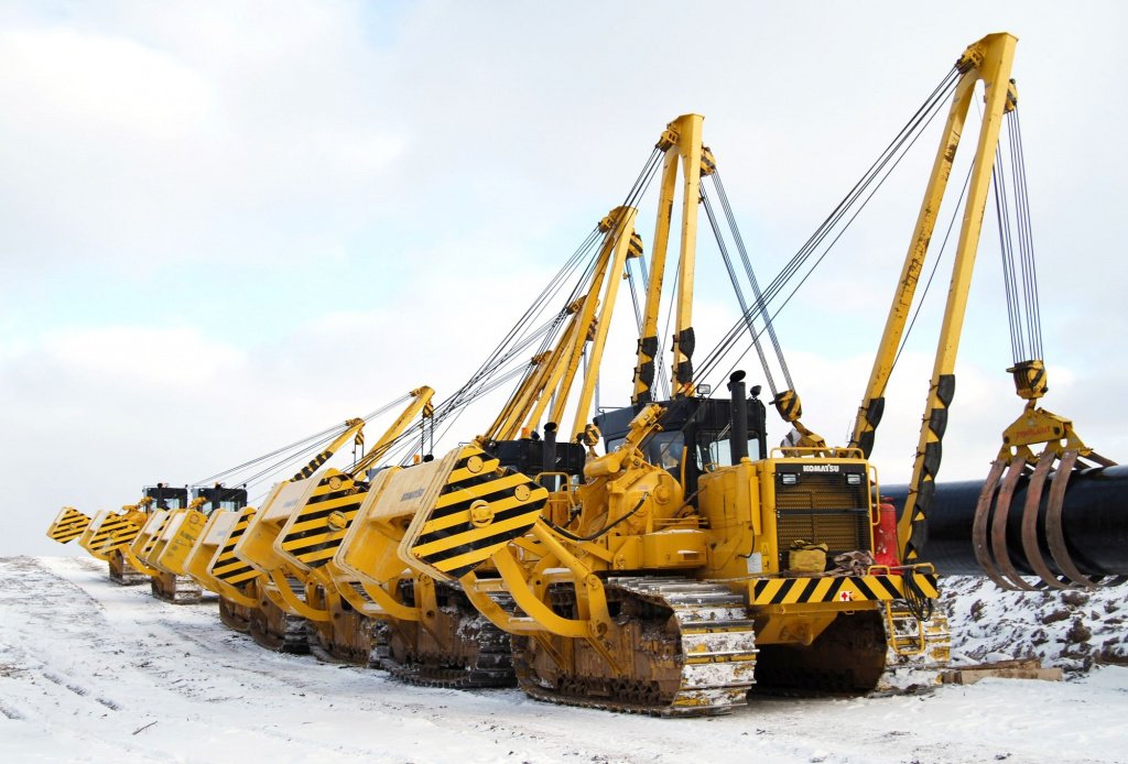 komatsu трубоукладчик