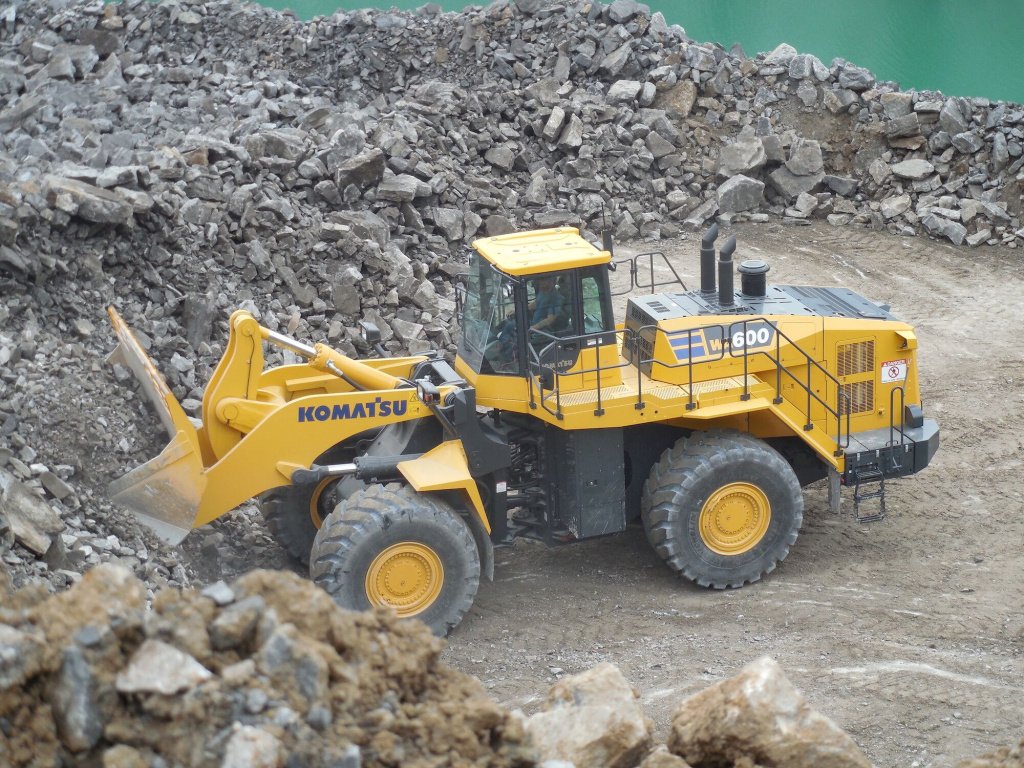 погрузчик komatsu