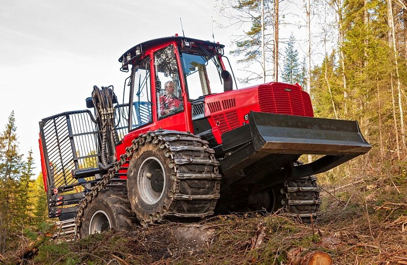 Форвардер Komatsu Forest 895