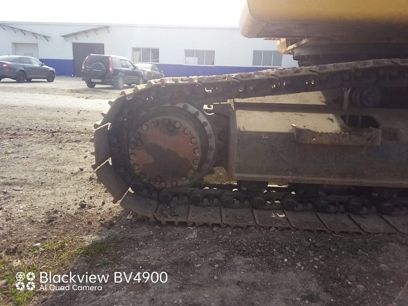 Гусеничный экскаватор Komatsu PC200-8M0 (Y201432)