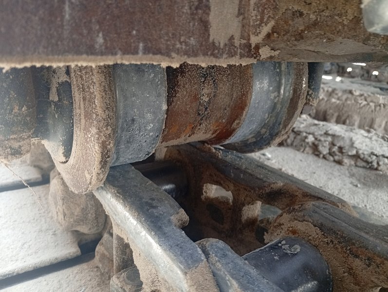 Гусеничный экскаватор Komatsu PC200-8M0 (358617)
