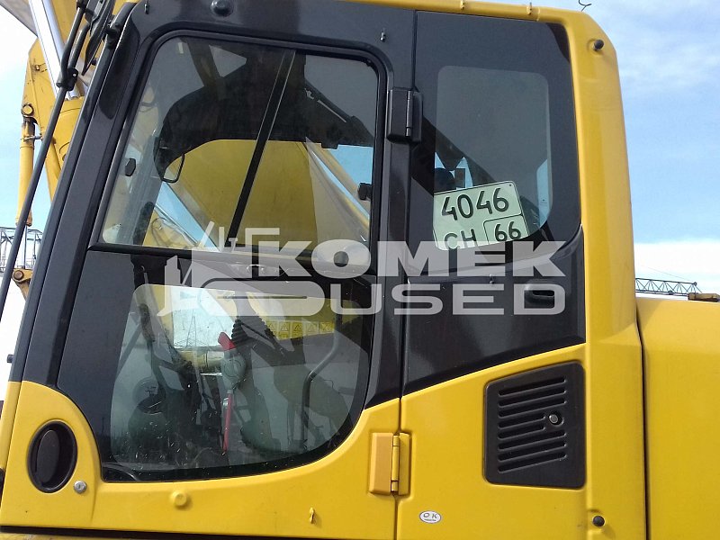 Гусеничный экскаватор Komatsu PC300-8 (Y300557)