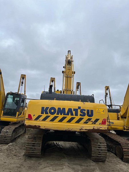 Гусеничный экскаватор Komatsu PC300-8M0 (Y301544)