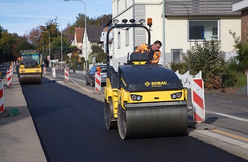 Легкий сочленённый тандемный каток Bomag BW 138 AD-5