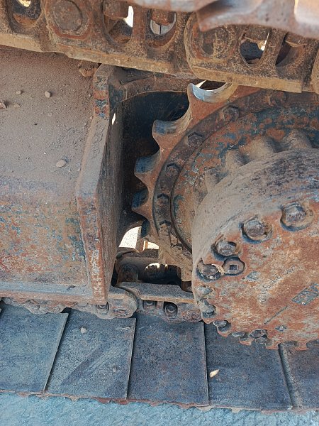 Гусеничный экскаватор Komatsu PC210-10M0 (DBCDR104)