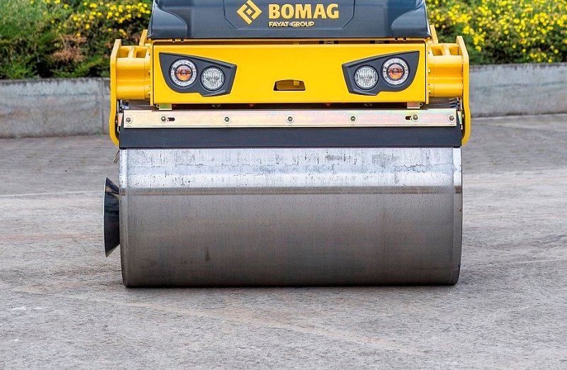 Легкий сочленённый тандемный каток Bomag BW 120 AD-5