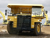 Самосвал Komatsu HD785-7 изображение 20