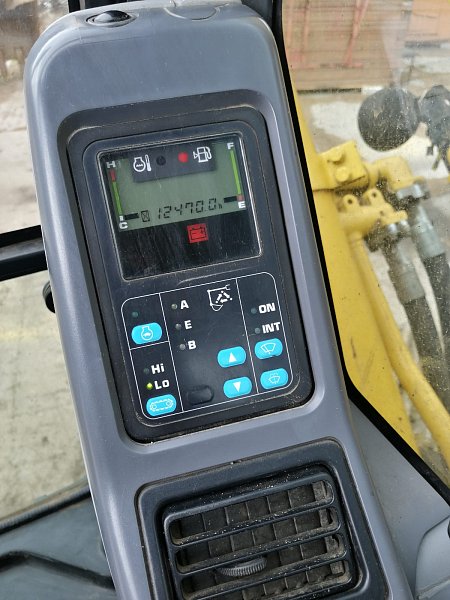 Гусеничный экскаватор Komatsu PC400-7 (85828)