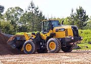Компания Komatsu запустила в производство обновленный колесный погрузчик WA320-8