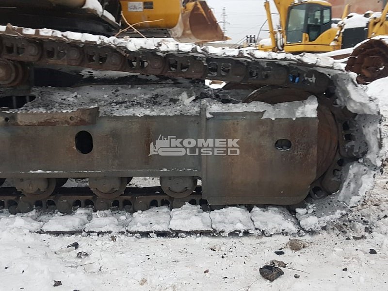 Гусеничный экскаватор Komatsu PC220-8M0 (Y221313)