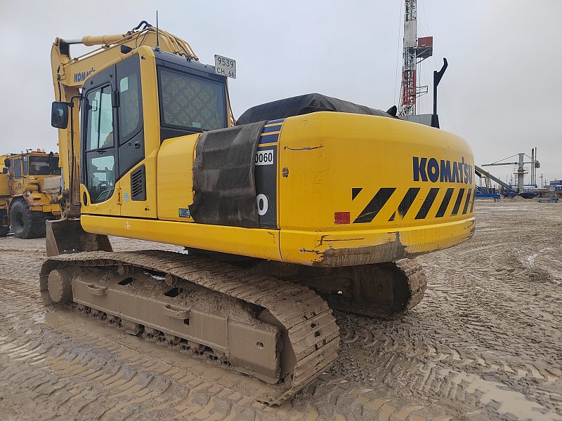 Гусеничный экскаватор Komatsu PC220-8 (85859)