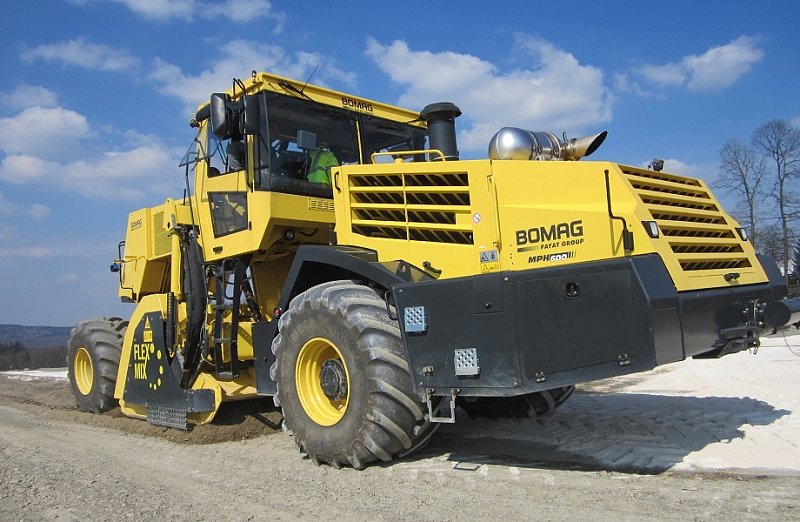 Грунтовой стабилизатор/Рециклер Bomag RS 600