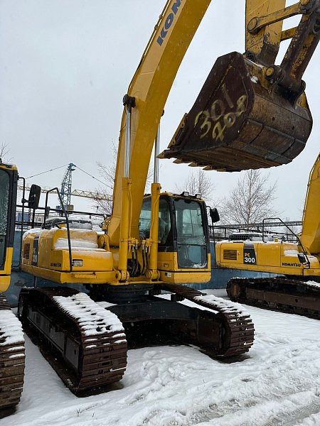 Гусеничный экскаватор Komatsu PC300-8M0 (Y30708)