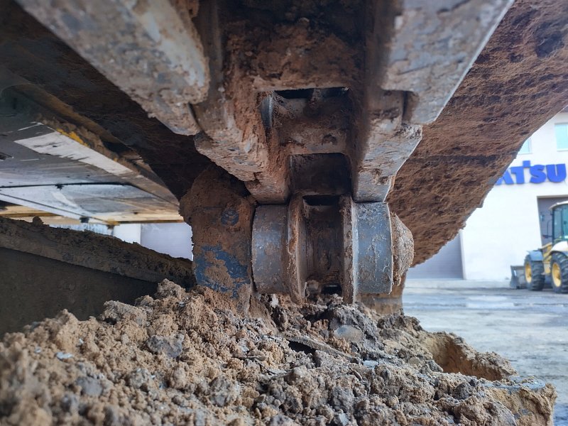 Гусеничный экскаватор Komatsu PC200-8 (Y201031)