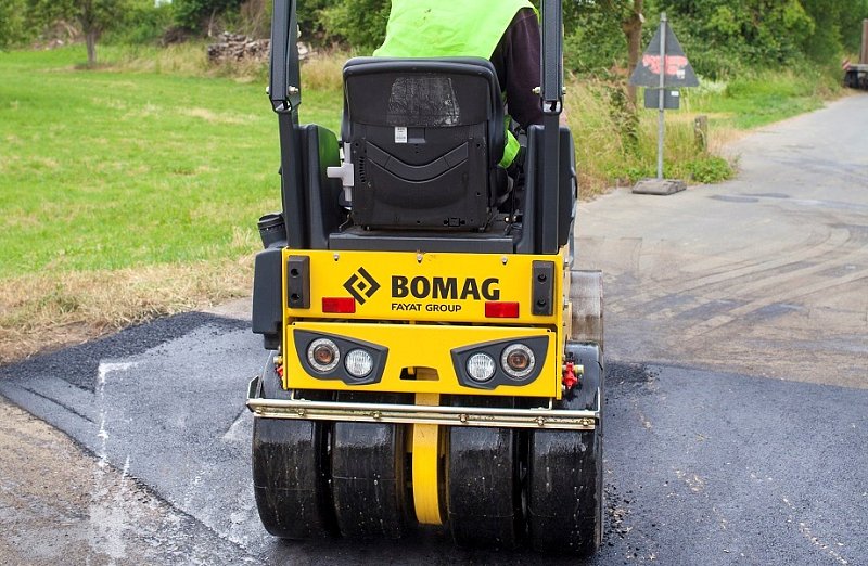 Легкий сочленённый тандемный каток Bomag BW 100 SCC-5