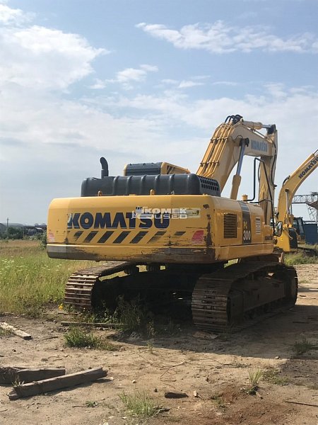 Гусеничный экскаватор Komatsu PC300-8M0 (Y301210)