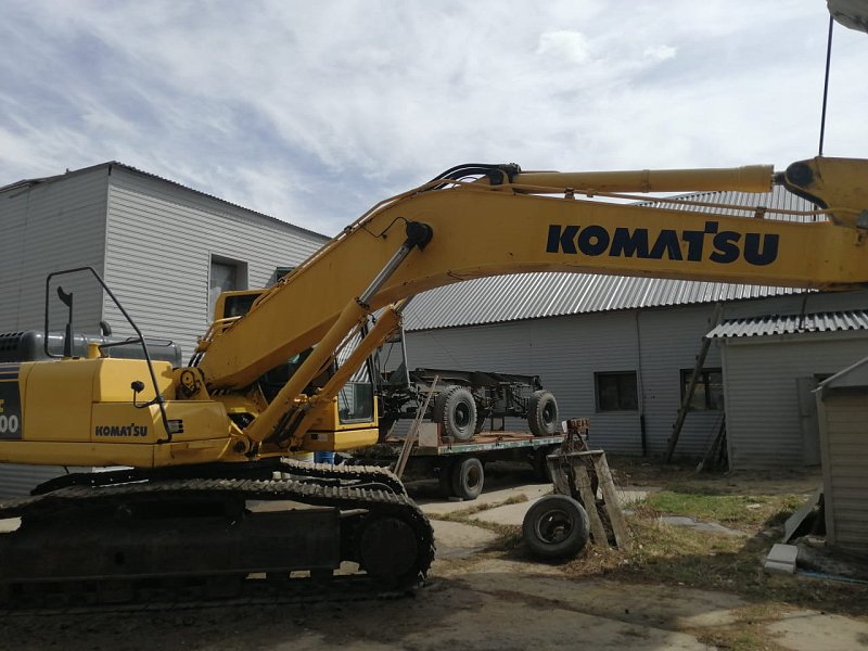 Гусеничный экскаватор Komatsu PC300-8M0 (Y301209)