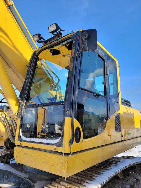 Гусеничный экскаватор Komatsu PC300-8M0 (DBBLR045)