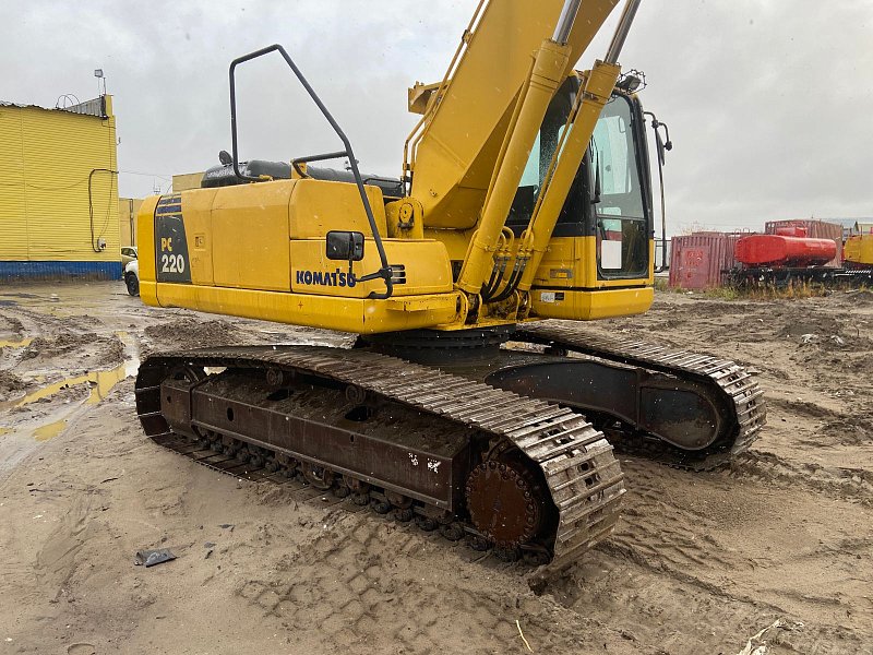 Гусеничный экскаватор Komatsu PC220-8 (85893)