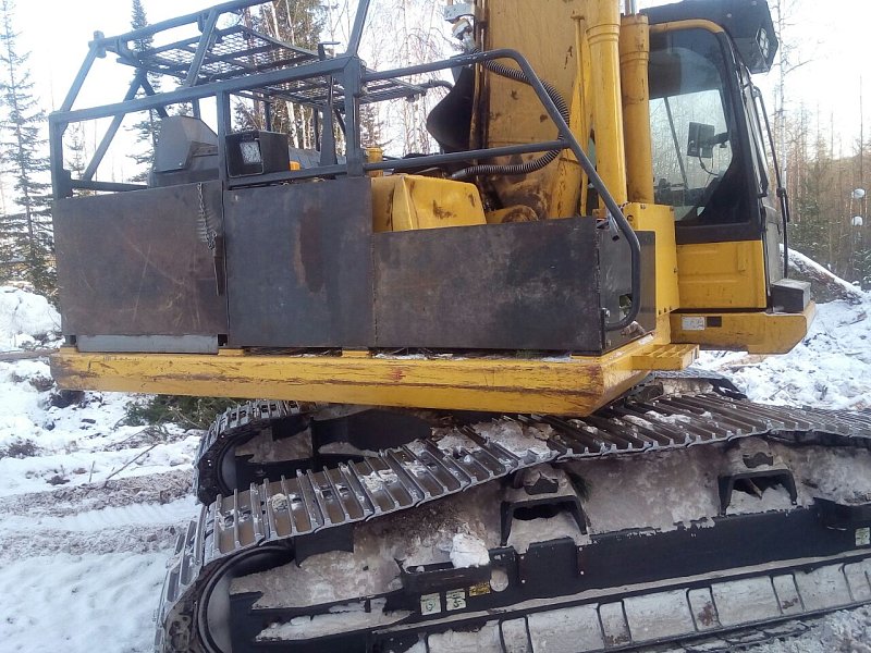 Лесной экскаватор PC200-8MO LS с агрегатом S132