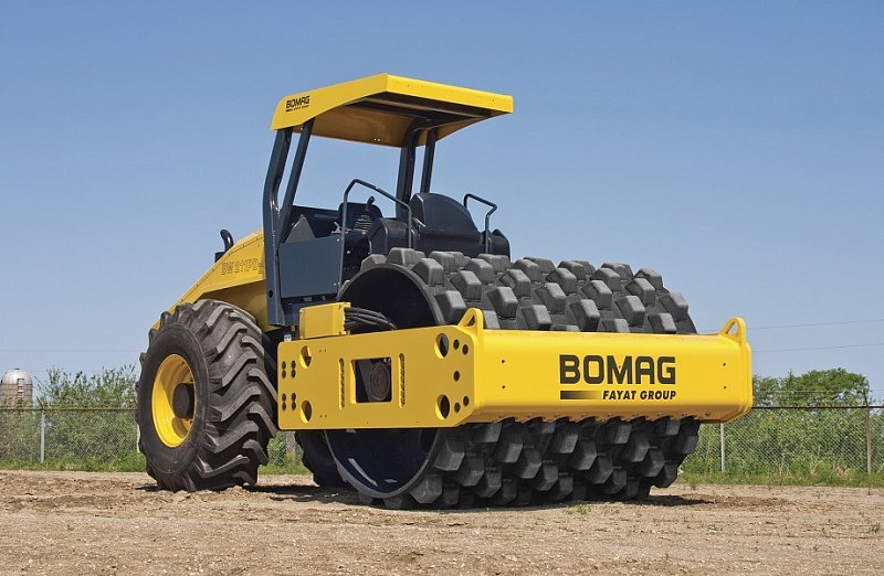 Грунтовой каток Bomag BW 211 D-5