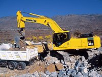 Гусеничный экскаватор Komatsu PC300-8M0 / PC300LC-8M0 изображение 2