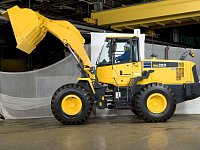 Колесный фронтальный погрузчик Komatsu WA320-6 изображение 3