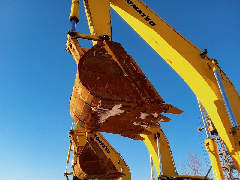 Гусеничный экскаватор Komatsu PC400-7 (Y400815)