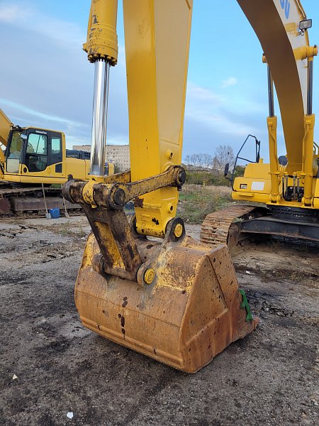 Гусеничный экскаватор Komatsu PC300-8M0 (82552)