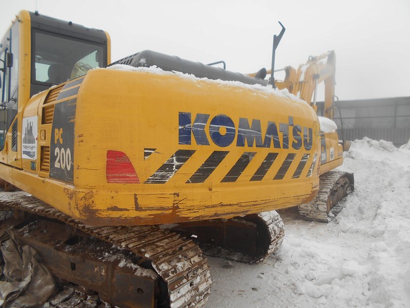 Гусеничный экскаватор Komatsu PC200-8M0 (Y201361)
