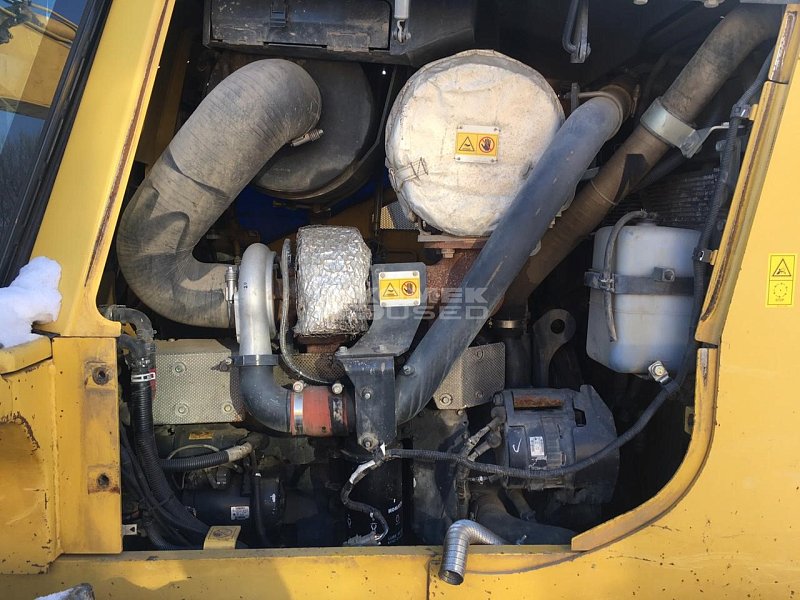 Бульдозер Komatsu D65EX-16 (81979)