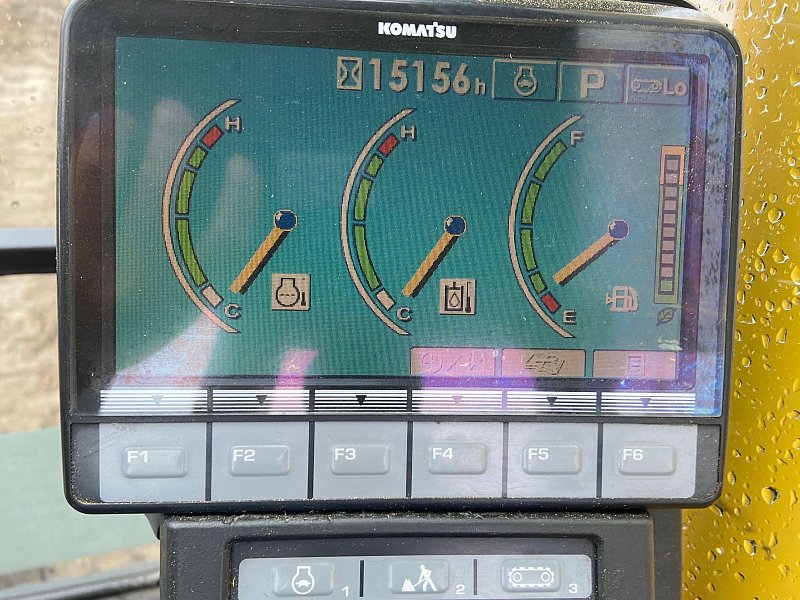 Гусеничный экскаватор Komatsu PC220-8 (85893)