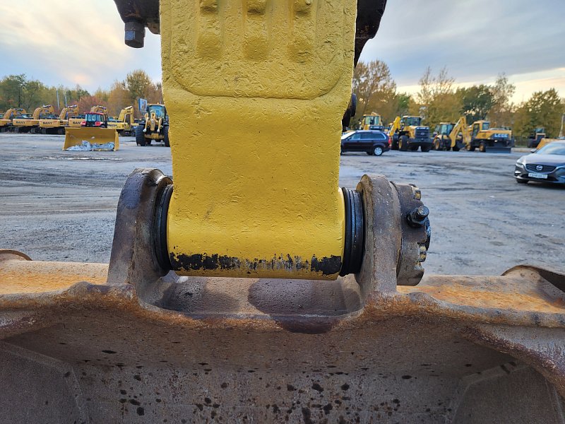 Гусеничный экскаватор Komatsu PC300-8M0 (82552)