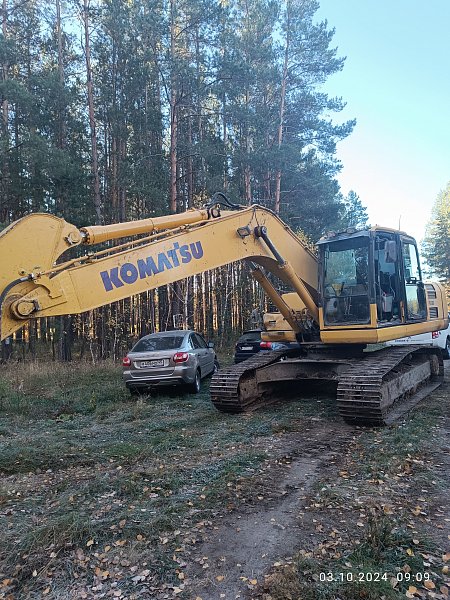 Гусеничный экскаватор Komatsu PC220-8 (101400)