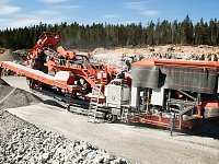 Конусная дробилка Sandvik UH450E