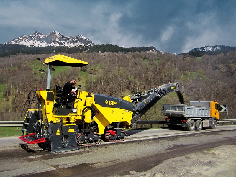 Дорожная фреза Bomag BM 1000/35