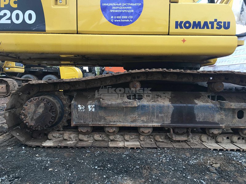 Гусеничный экскаватор Komatsu PC200-8M0 (Y201227)