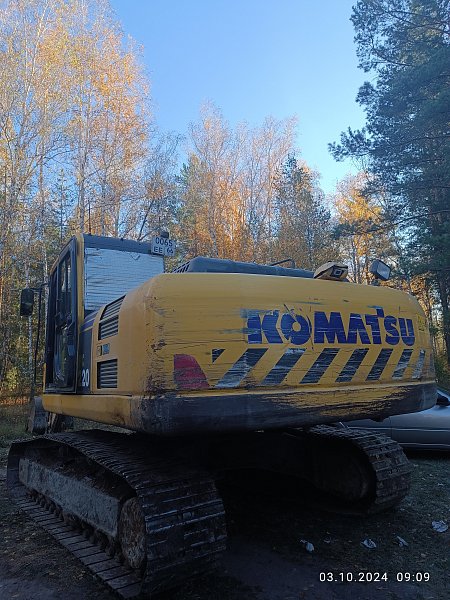 Гусеничный экскаватор Komatsu PC220-8 (101400)