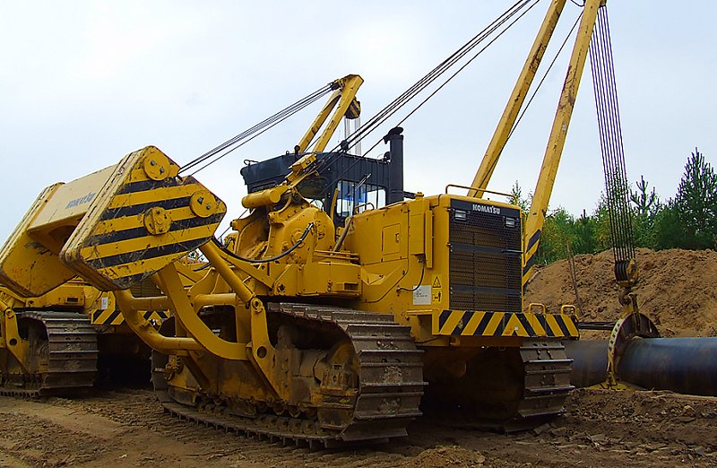 Трубоукладчик Komatsu D355C-3