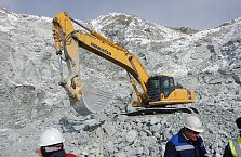 Гусеничный экскаватор Komatsu PC400LC-7SE изображение 4