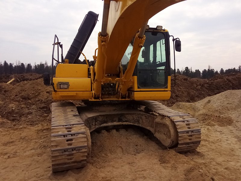 Гусеничный экскаватор Komatsu PC300-8M0 (Y301585)