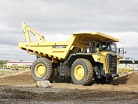 Самосвал Komatsu HD785-7 изображение 31