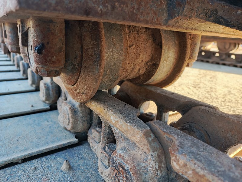 Гусеничный экскаватор Komatsu PC210-10M0 (DBCDR104)